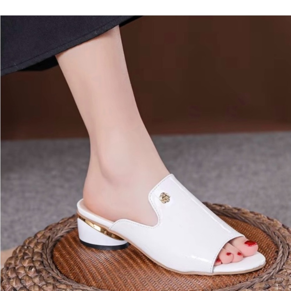 Women's Mules Bundle - Picture 8 of 8